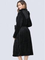 1pc Simple Solid Color Women's Thickened Flannel Hooded Robe For Autumn/Winter Home Use