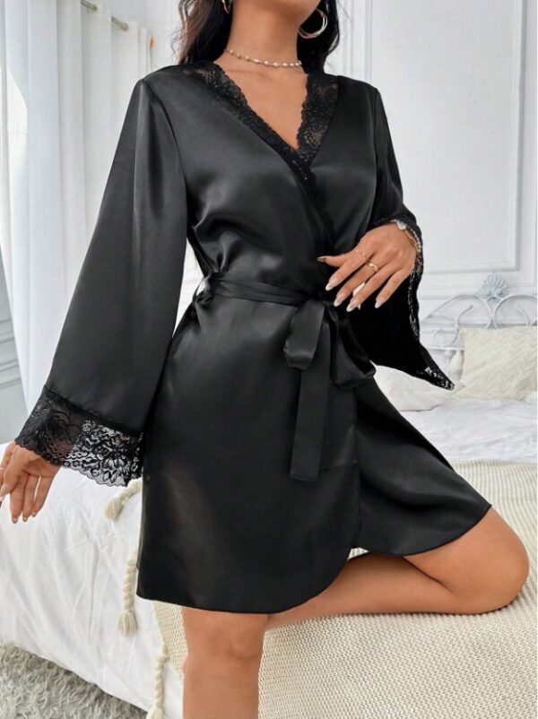 Women's Lace Patchwork Belted Robe